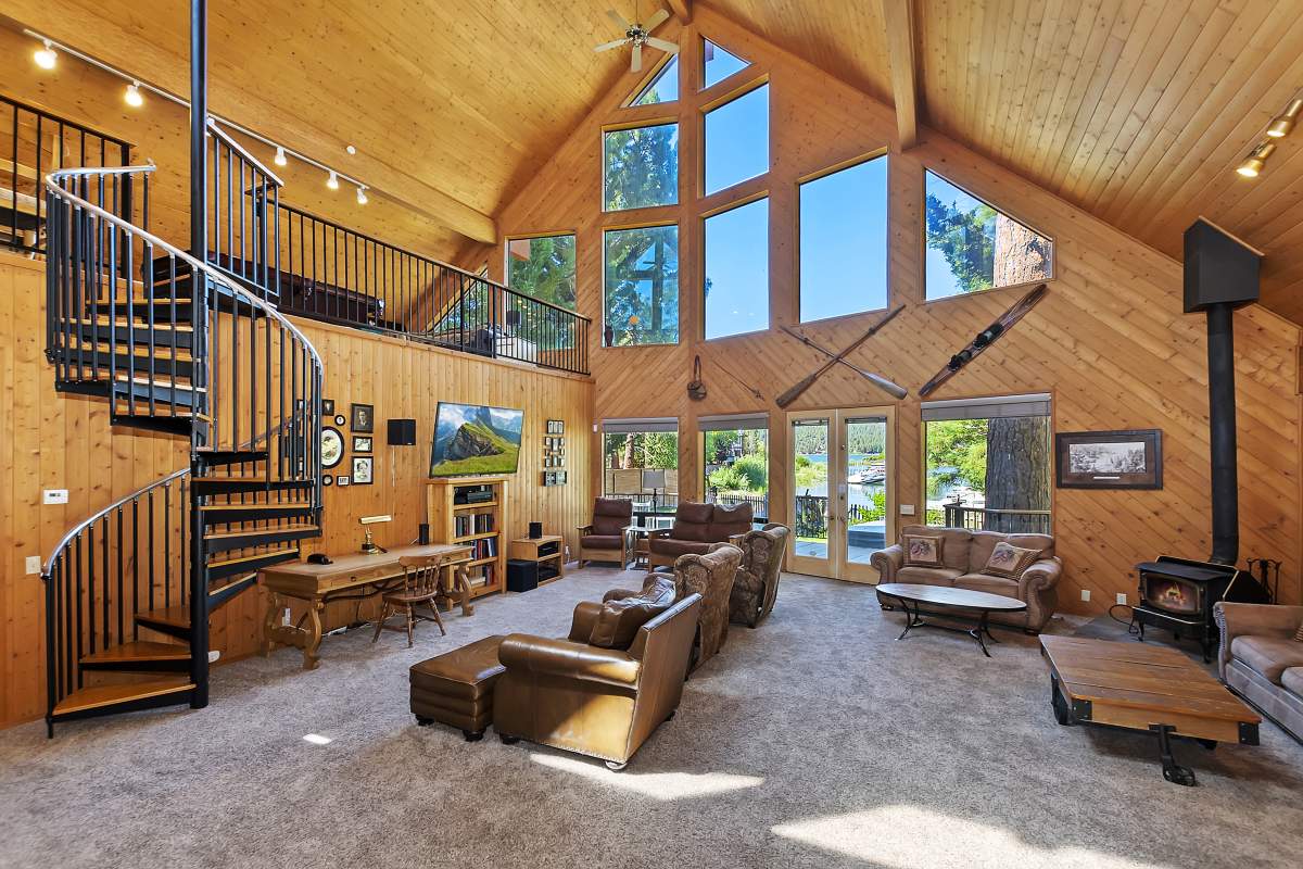 39832 Lakeview Dr 39832 Lakeview Dr