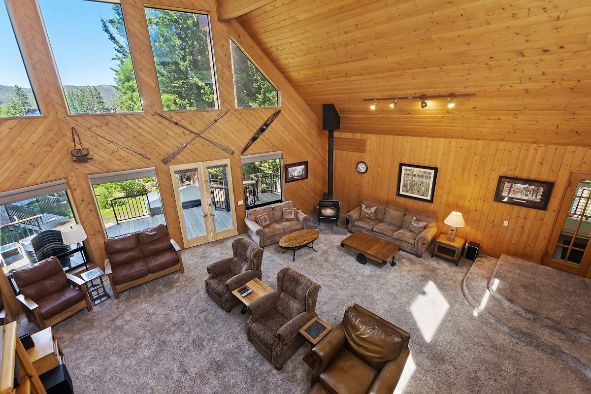 39832 Lakeview Dr 39832 Lakeview Dr