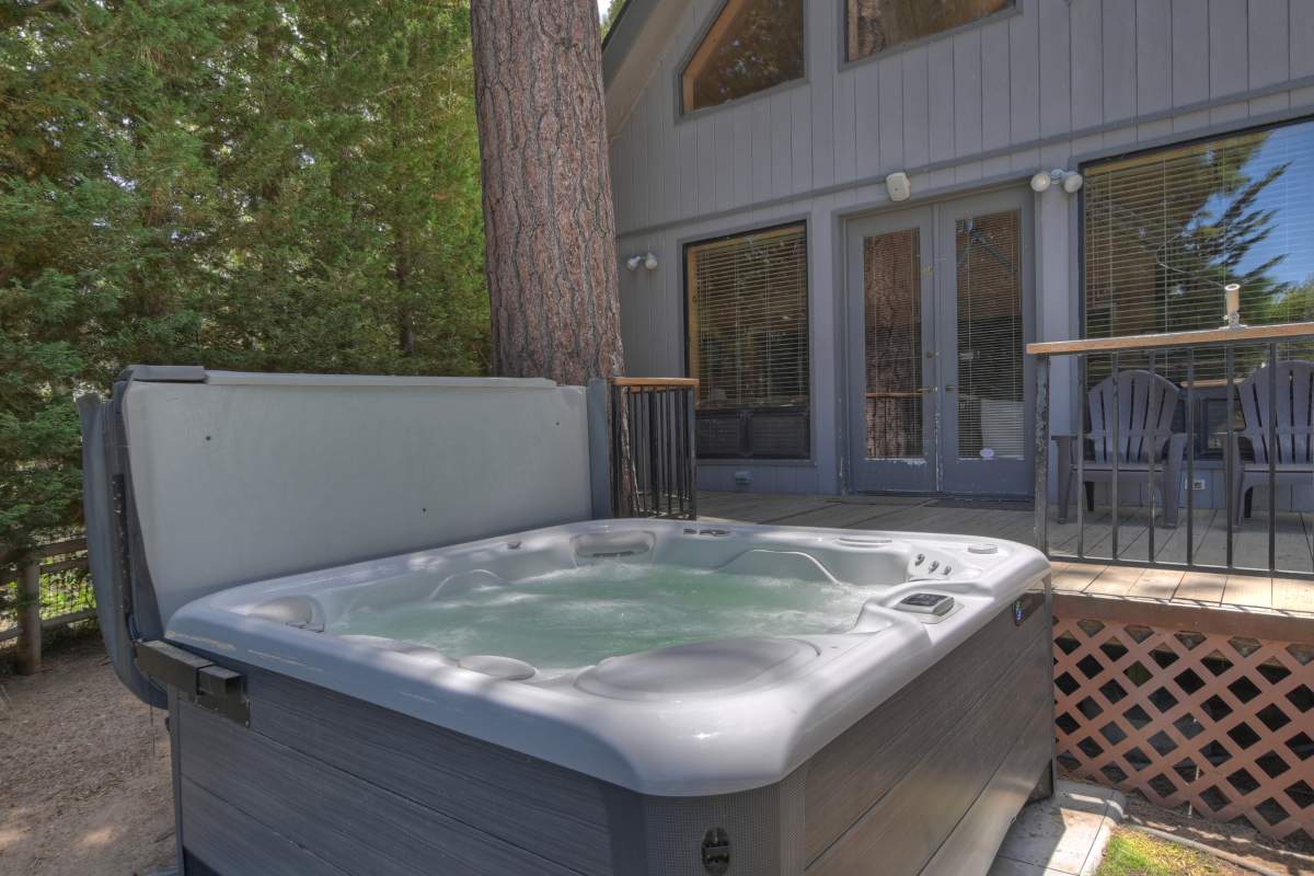 39832 Lakeview Dr 39832 Lakeview Dr