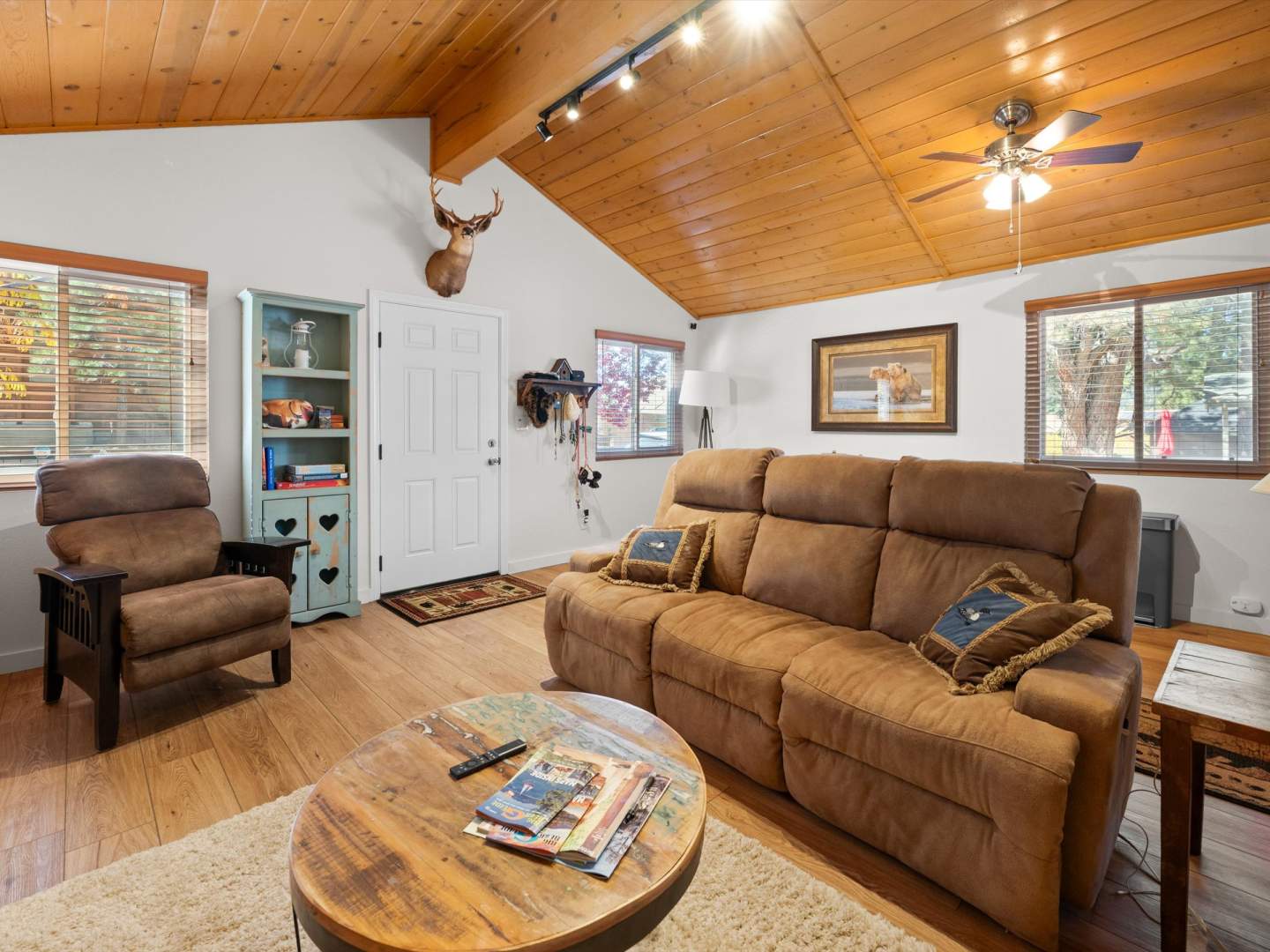 667 Lintner Rd 667 Lintner Rd