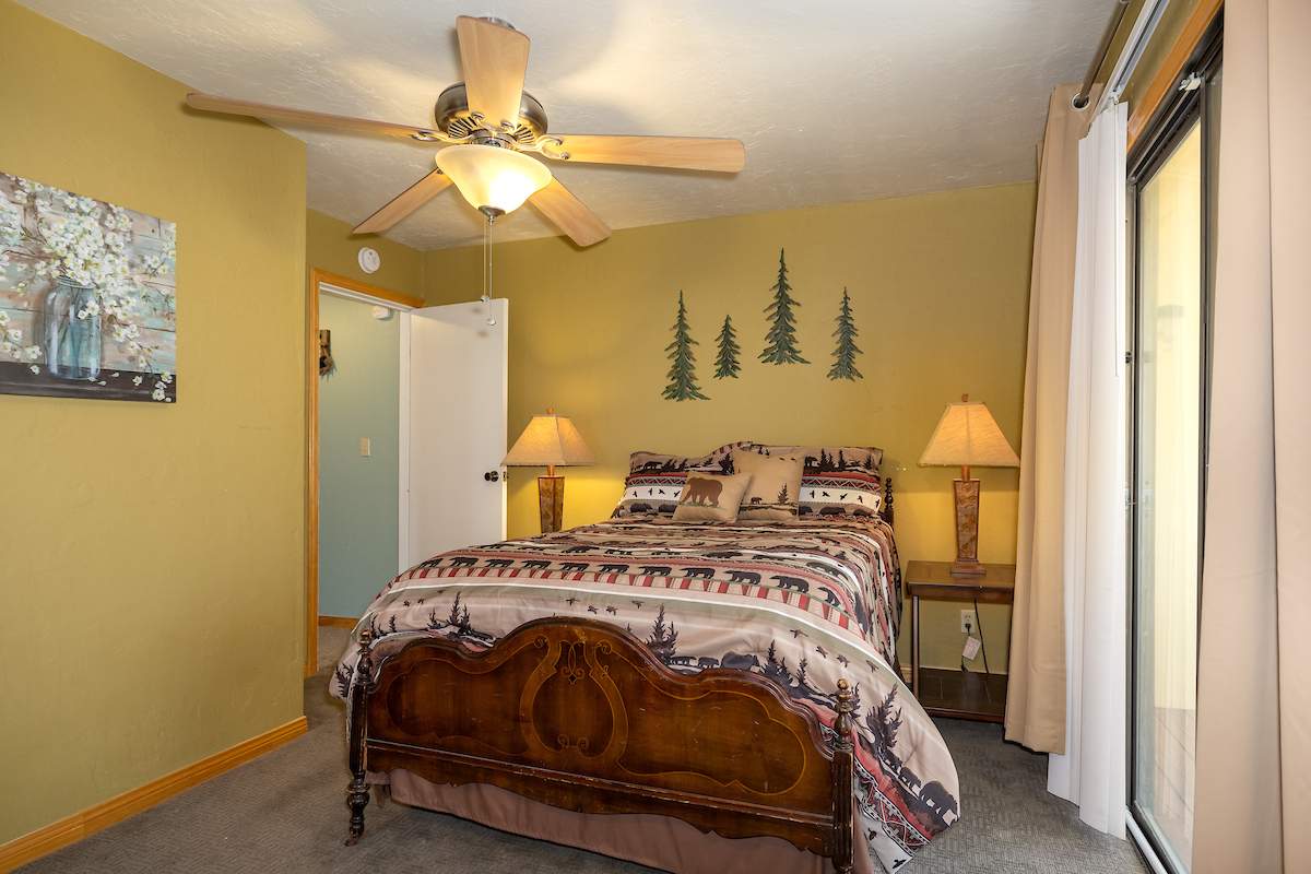 105 Greenspot Blvd 105 Greenspot Blvd