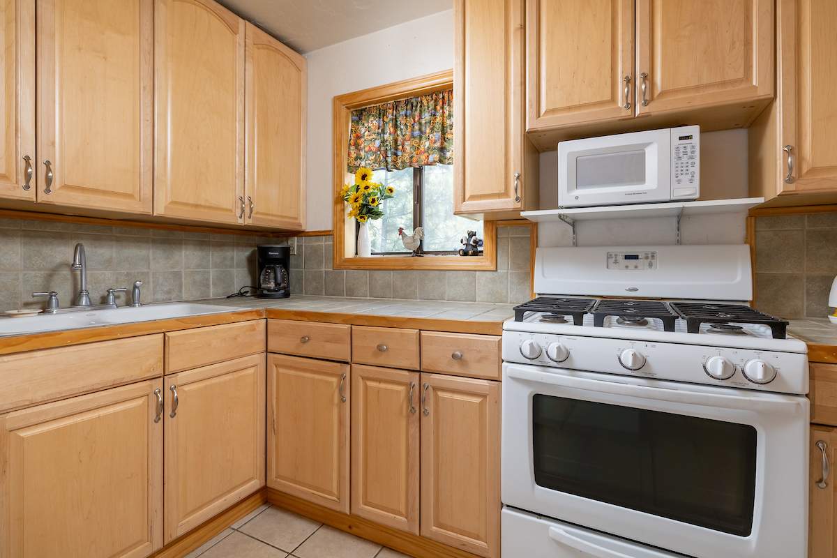 105 Greenspot Blvd 105 Greenspot Blvd