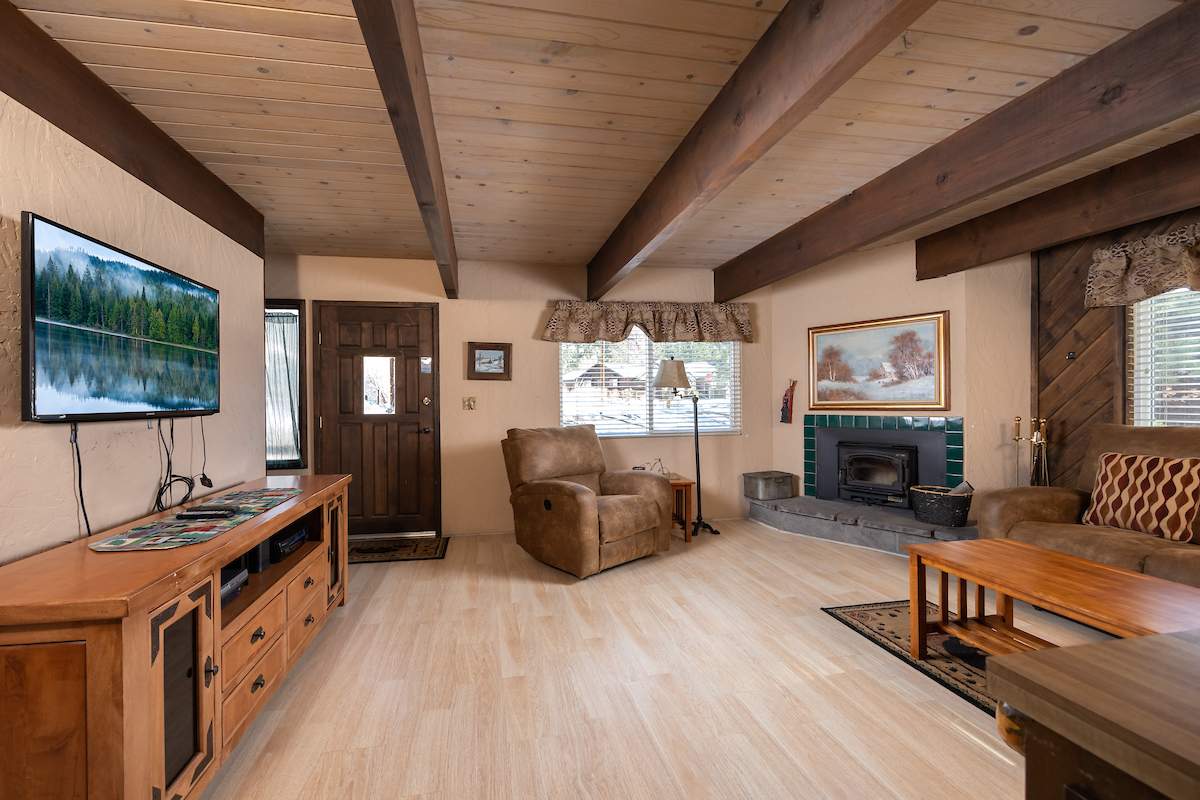 168 Teakwood Dr 168 Teakwood Dr