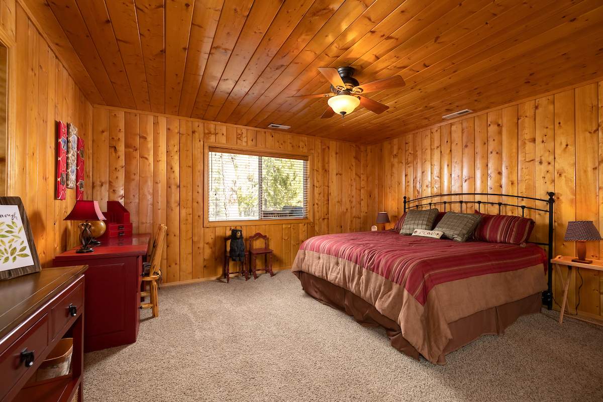 203 Knoll Rd 203 Knoll Rd