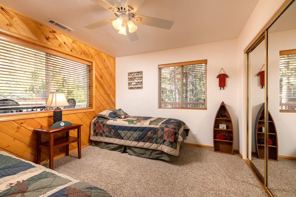 203 Knoll Rd 203 Knoll Rd