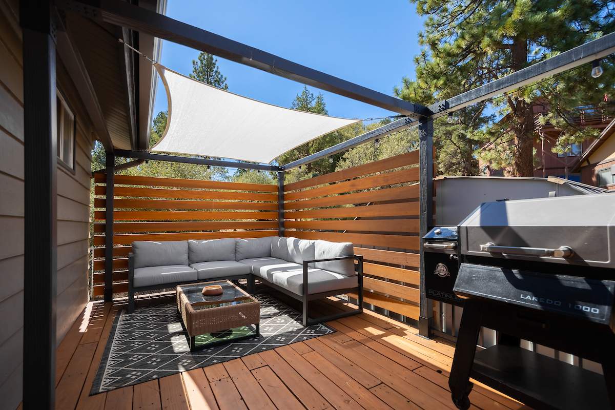 355 Mullins Dr 355 Mullins Dr