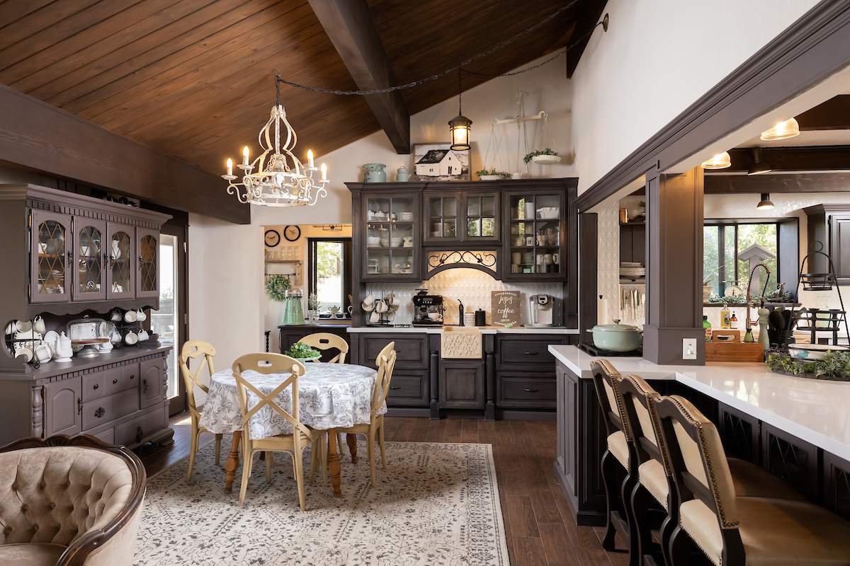 368 Olympic Dr 368 Olympic Dr