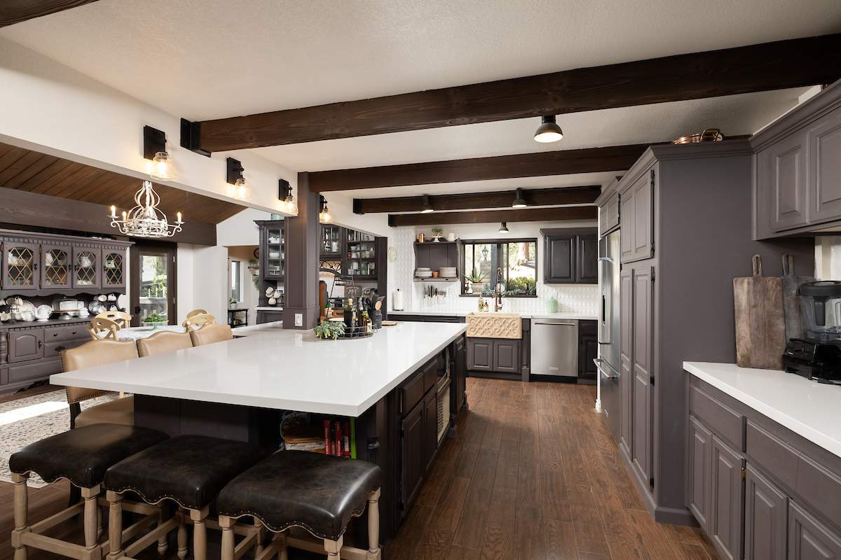 368 Olympic Dr 368 Olympic Dr