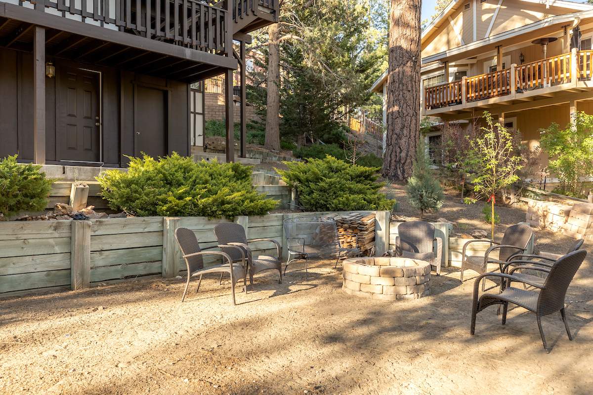 368 Olympic Dr 368 Olympic Dr