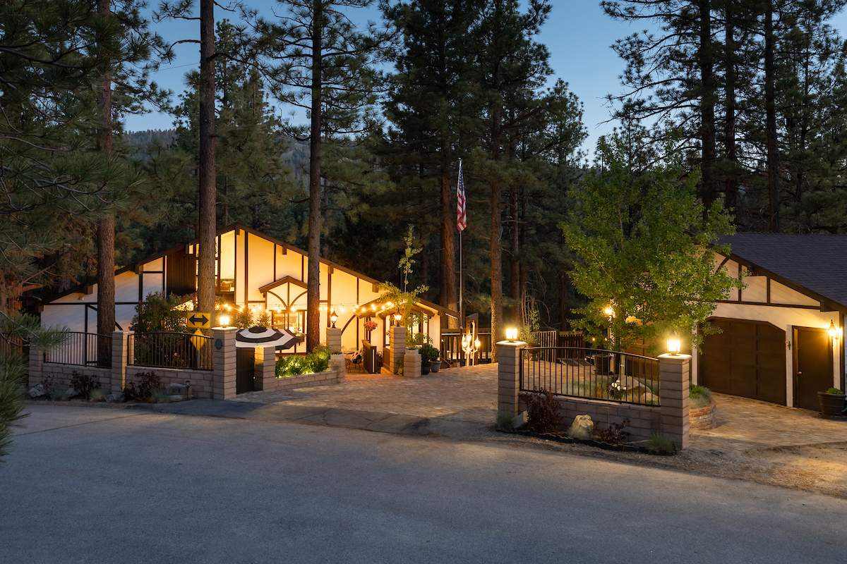 368 Olympic Dr 368 Olympic Dr