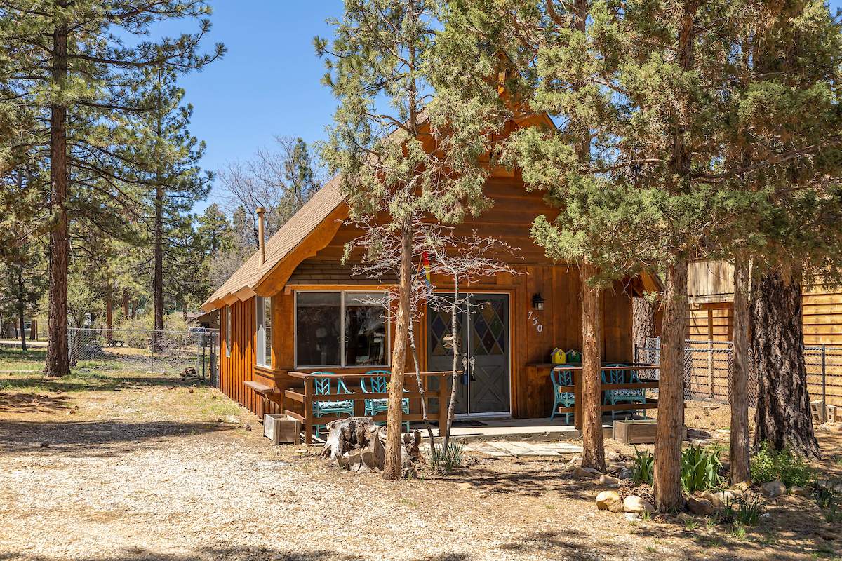 750 Los Angeles Ave 750 Los Angeles Ave