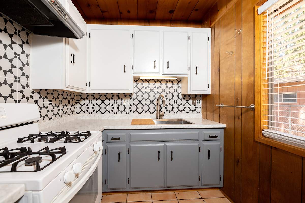 750 Los Angeles Ave 750 Los Angeles Ave