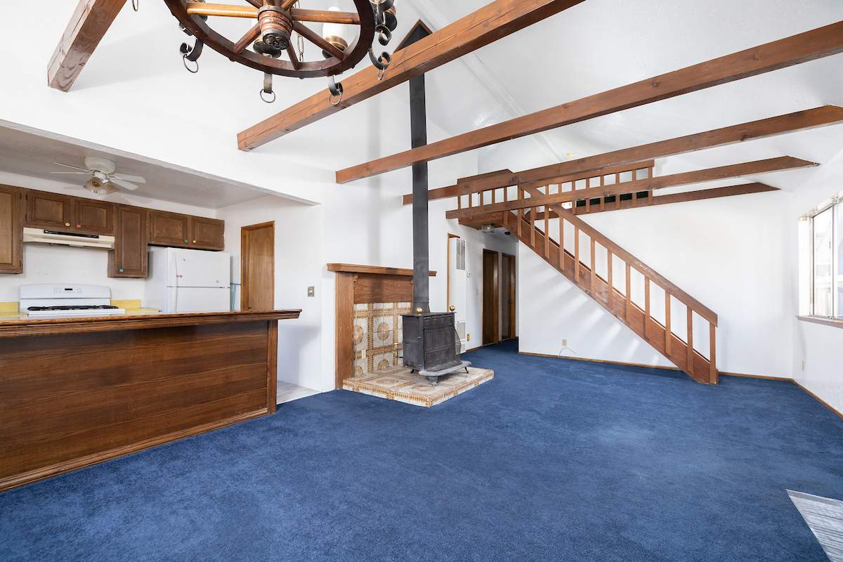 853 Leonard Ln 853 Leonard Ln