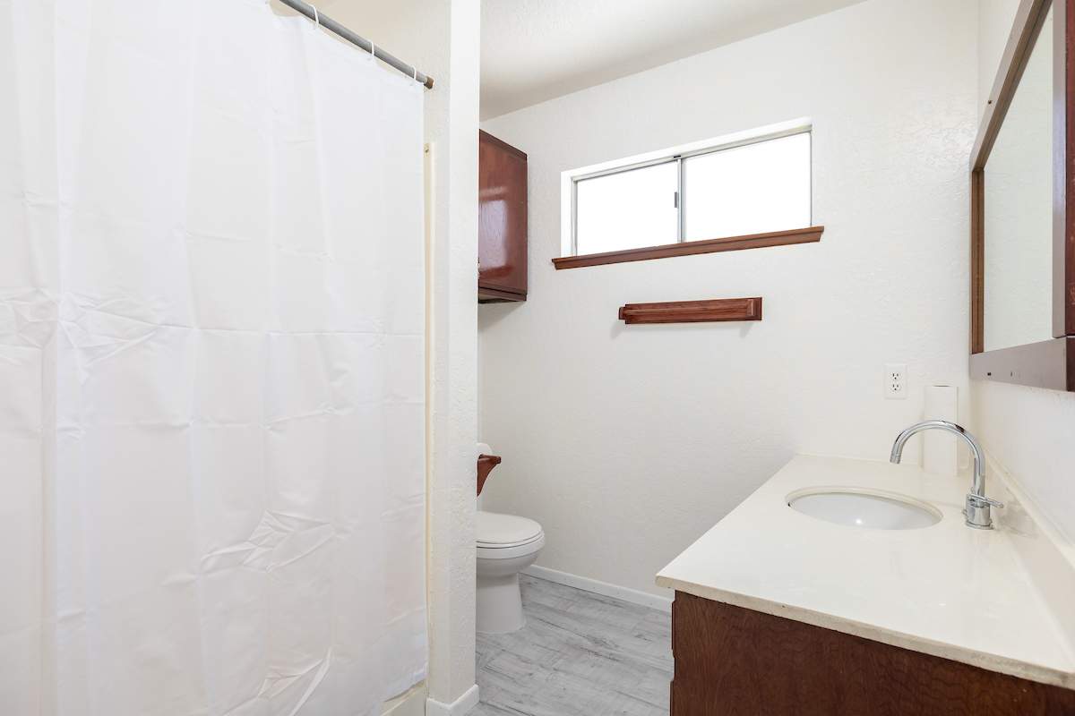 853 Leonard Ln 853 Leonard Ln