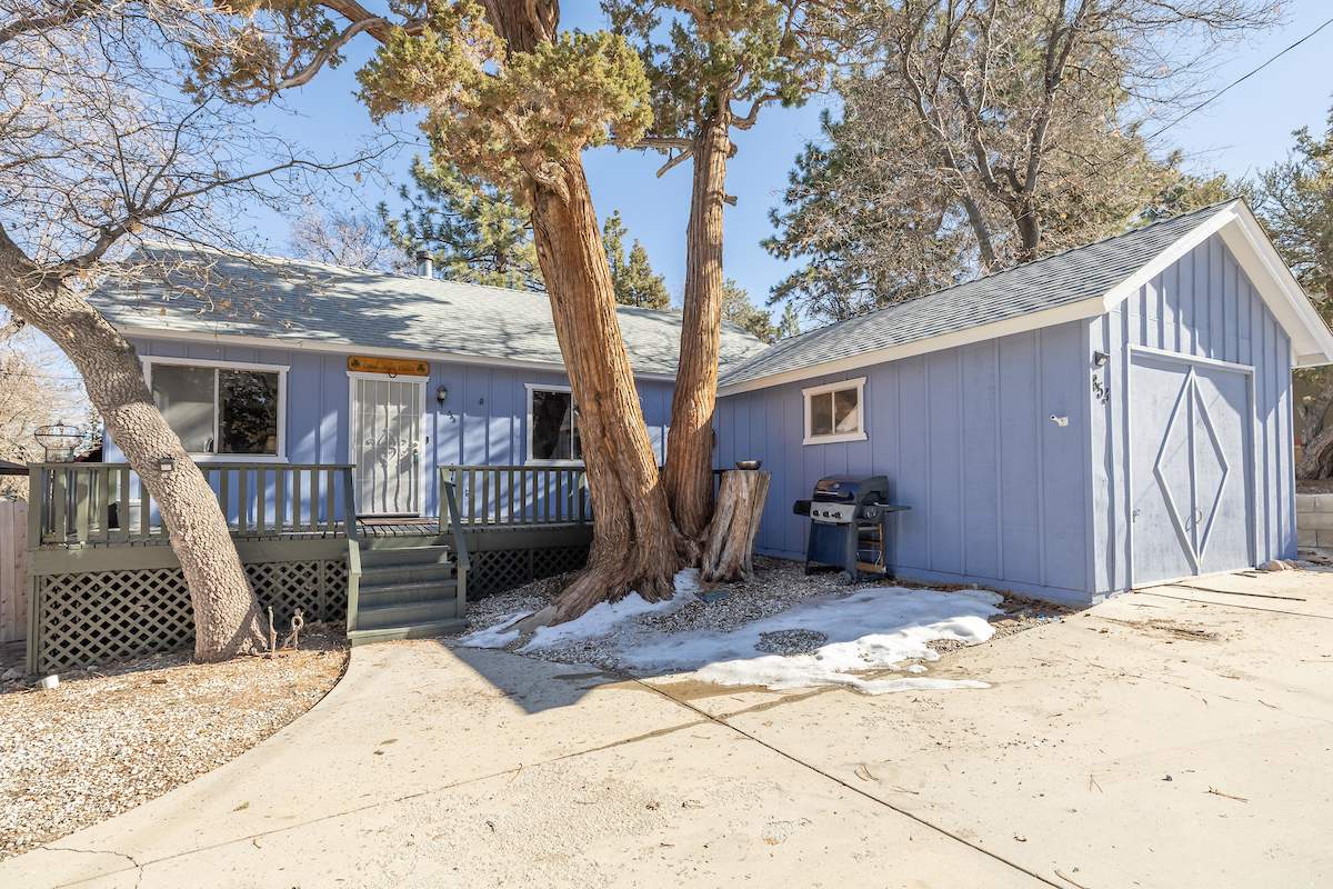 853 Leonard Ln 853 Leonard Ln