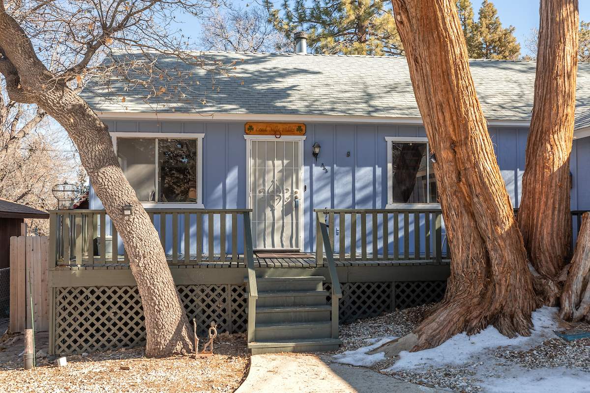 853 Leonard Ln 853 Leonard Ln