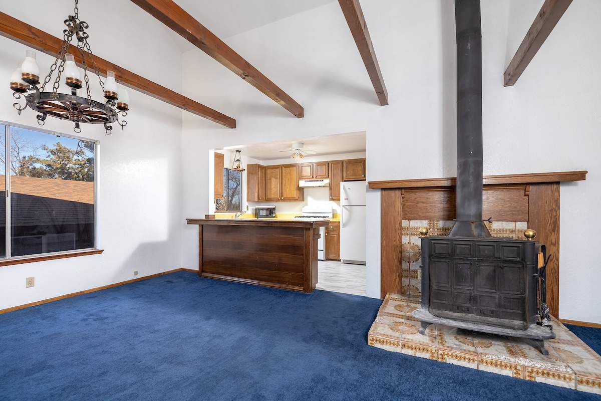 853 Leonard Ln 853 Leonard Ln