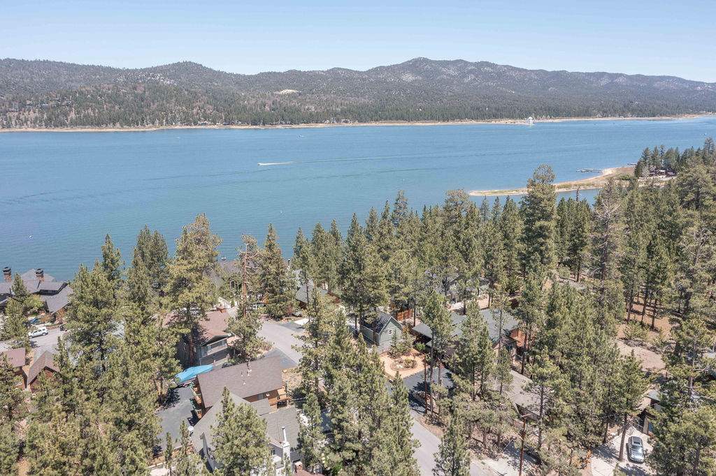 203 Knoll Rd 203 Knoll Rd