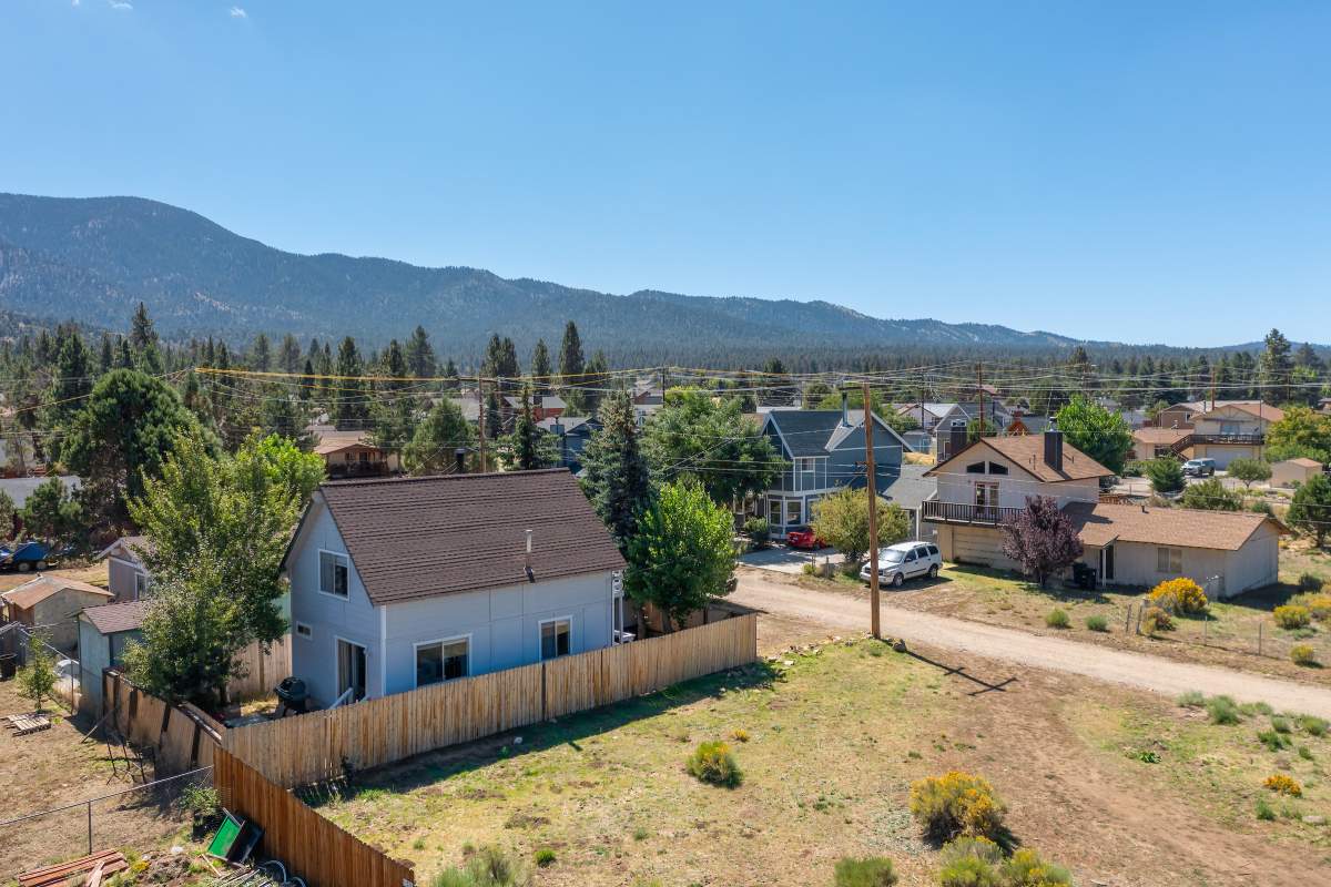 862 Spruce Ln 862 Spruce Ln