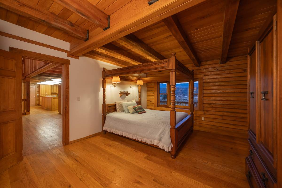 40020 Water Hole Ln 40020 Water Hole Ln