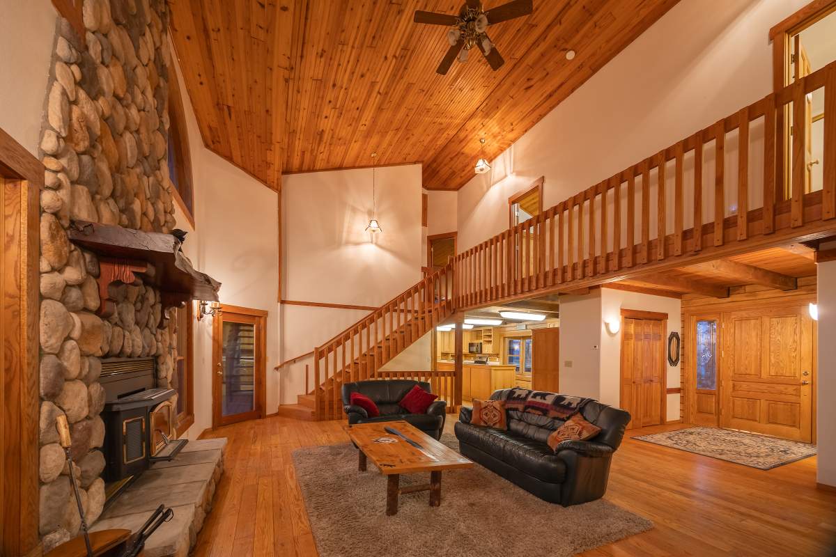 40020 Water Hole Ln 40020 Water Hole Ln