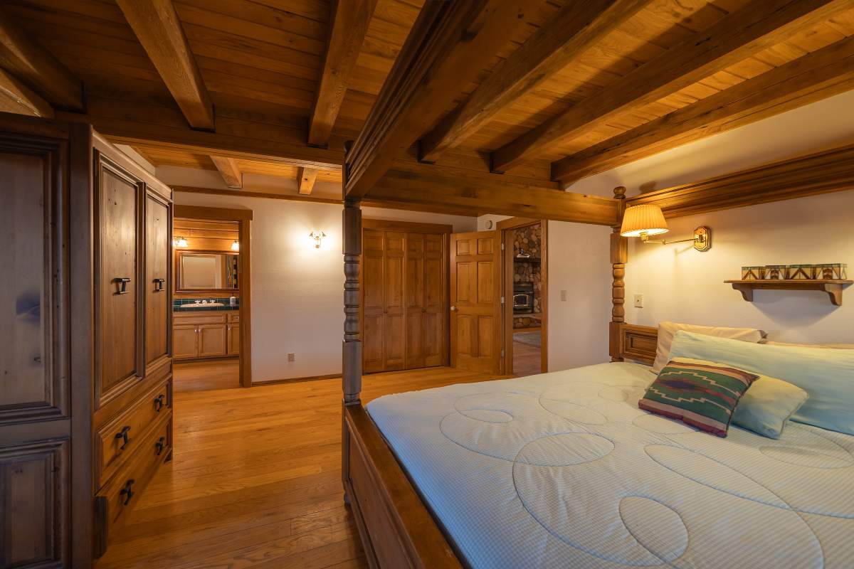 40020 Water Hole Ln 40020 Water Hole Ln