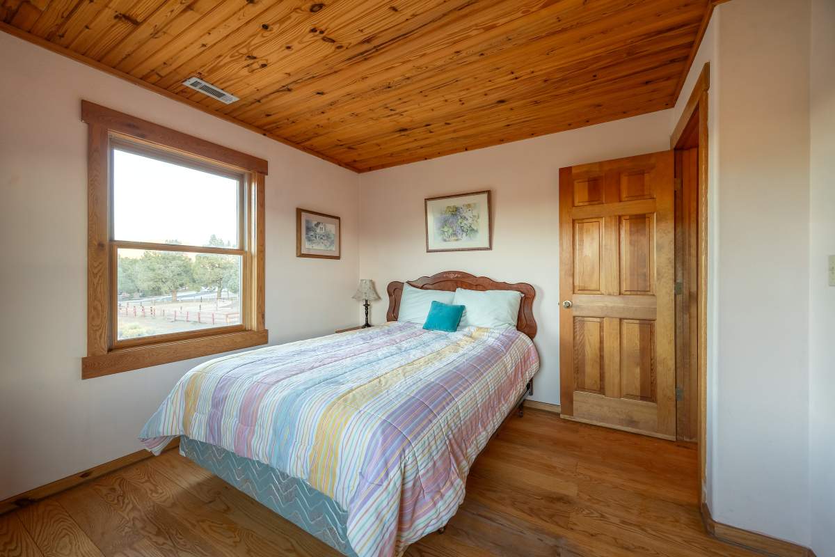 40020 Water Hole Ln 40020 Water Hole Ln