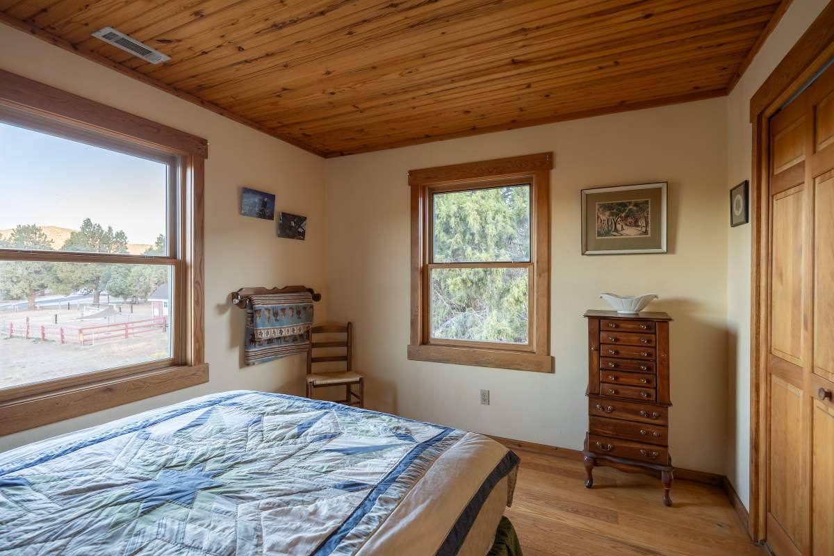 40020 Water Hole Ln 40020 Water Hole Ln