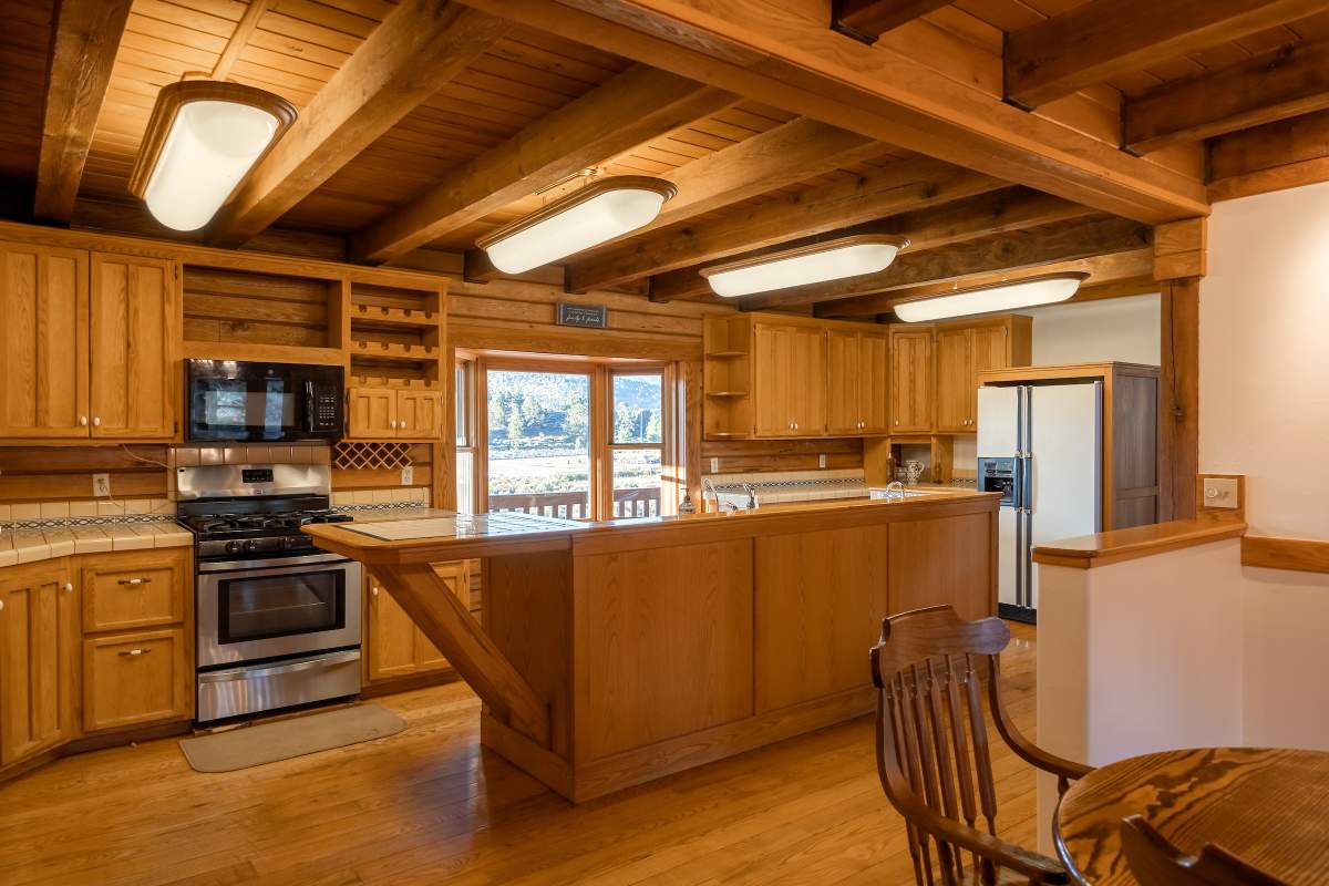 40020 Water Hole Ln 40020 Water Hole Ln