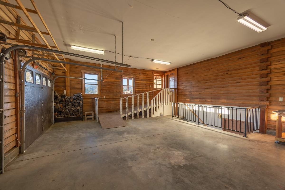 40020 Water Hole Ln 40020 Water Hole Ln