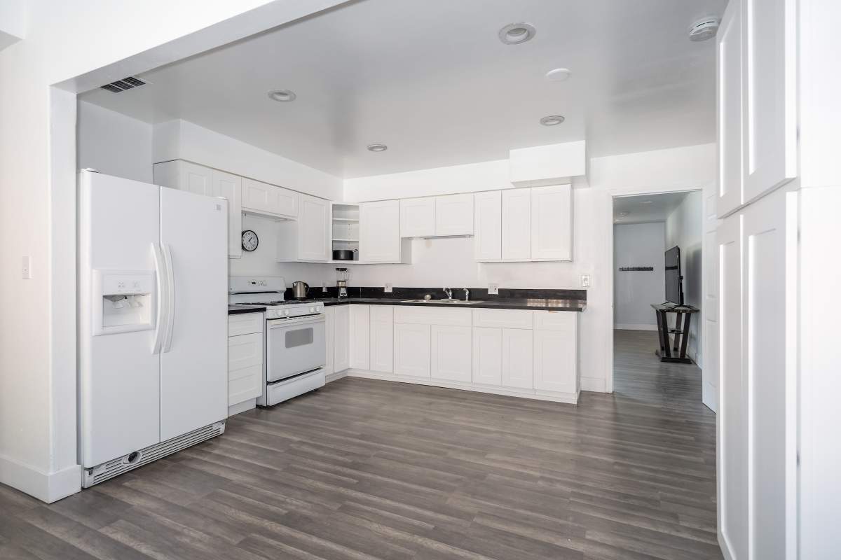 41436 Park Ave 41436 Park Ave