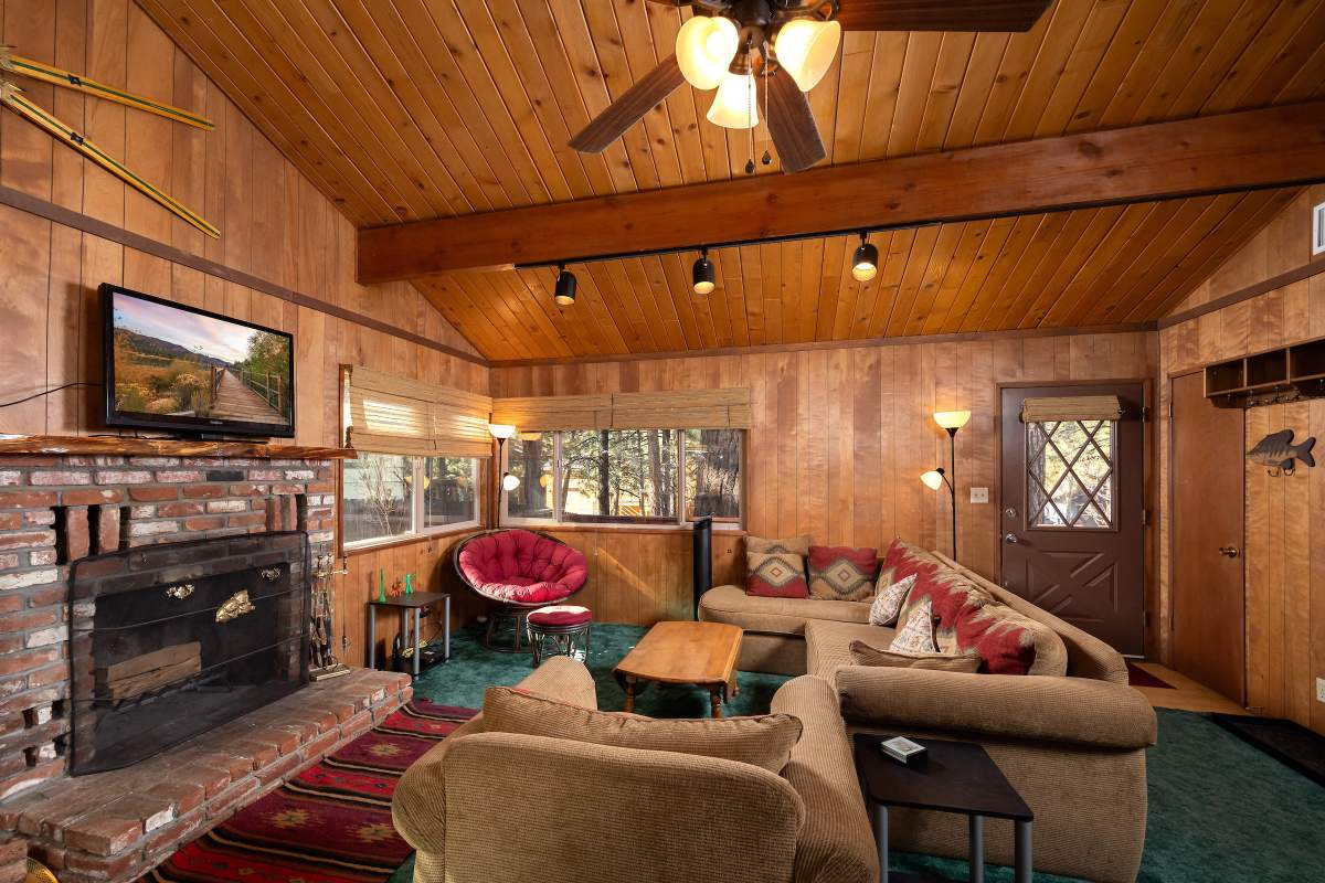 413 Quail Dr 413 Quail Dr