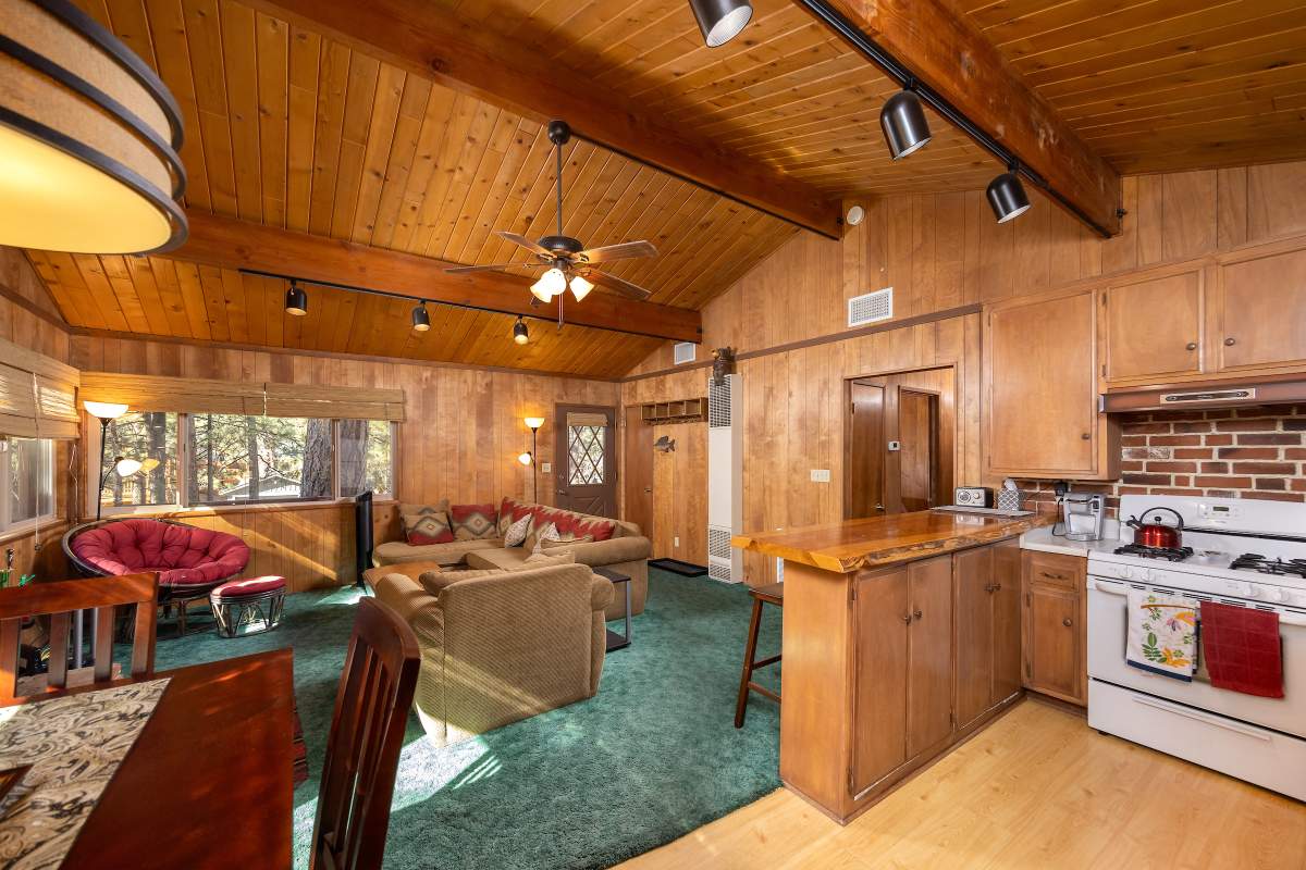 413 Quail Dr 413 Quail Dr