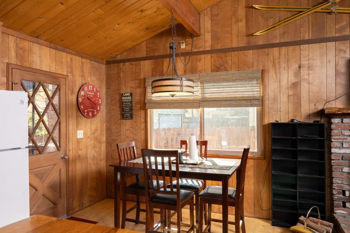 413 Quail Dr 413 Quail Dr