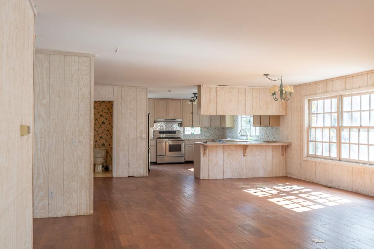 815 Needle Ln 815 Needle Ln