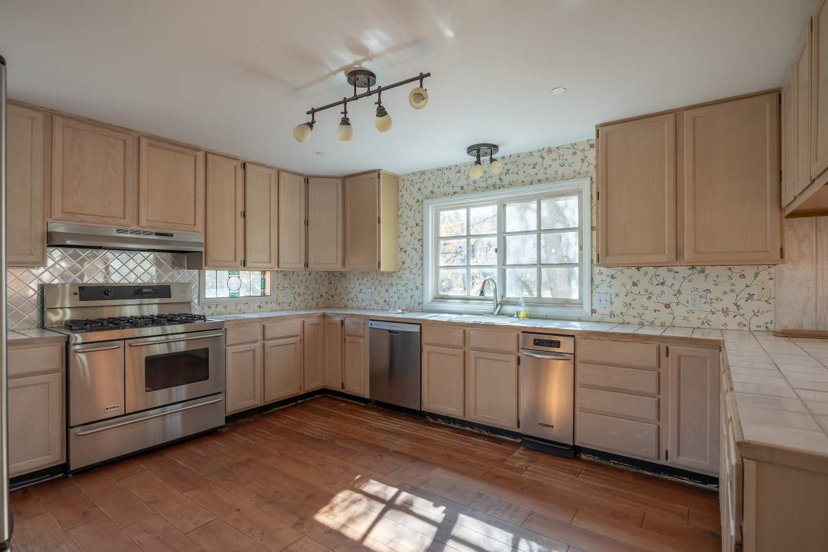 815 Needle Ln 815 Needle Ln