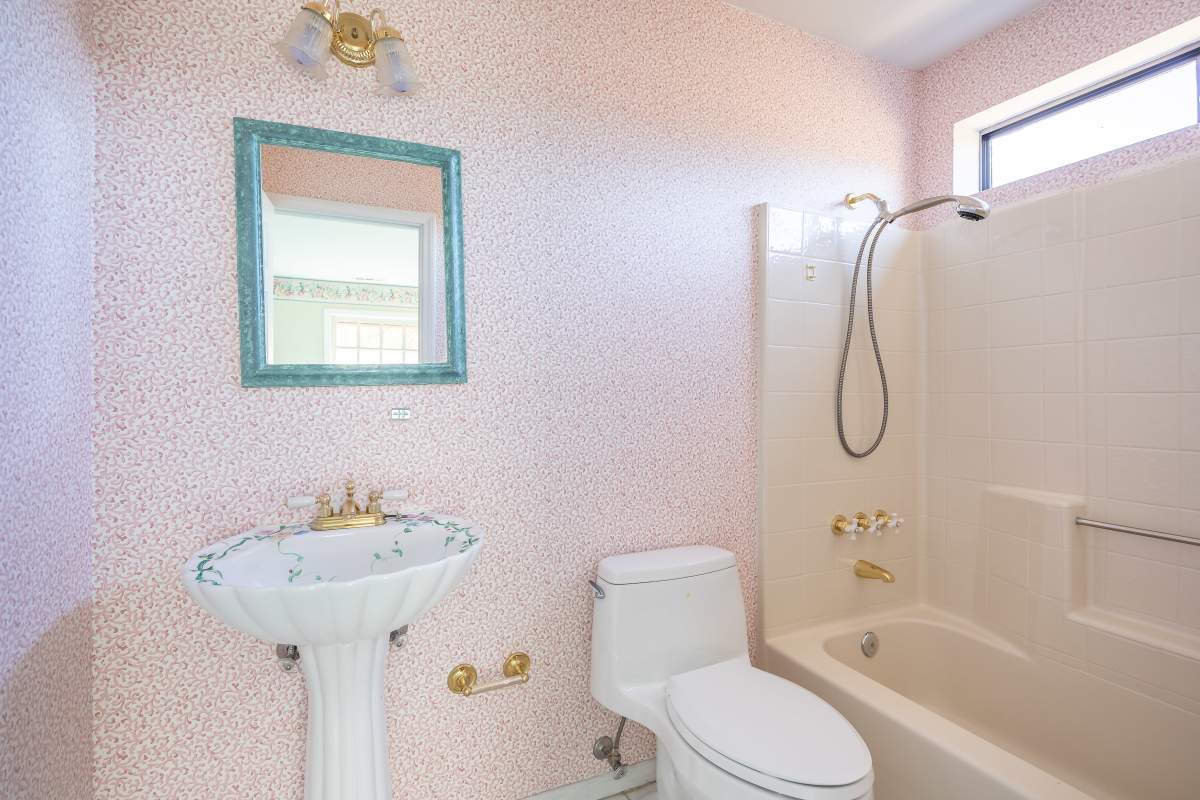 815 Needle Ln 815 Needle Ln