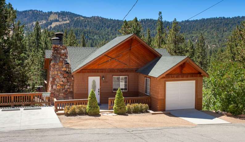 43059 Monterey Street