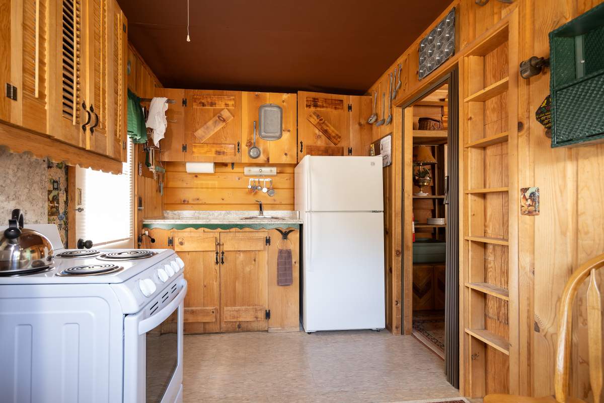 562 Wanita Ln 562 Wanita Ln