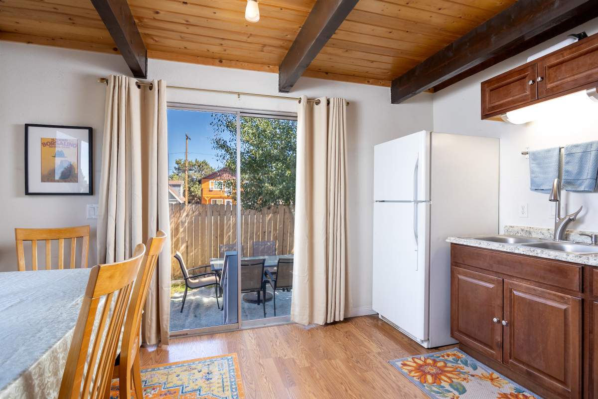 862 Spruce Ln 862 Spruce Ln