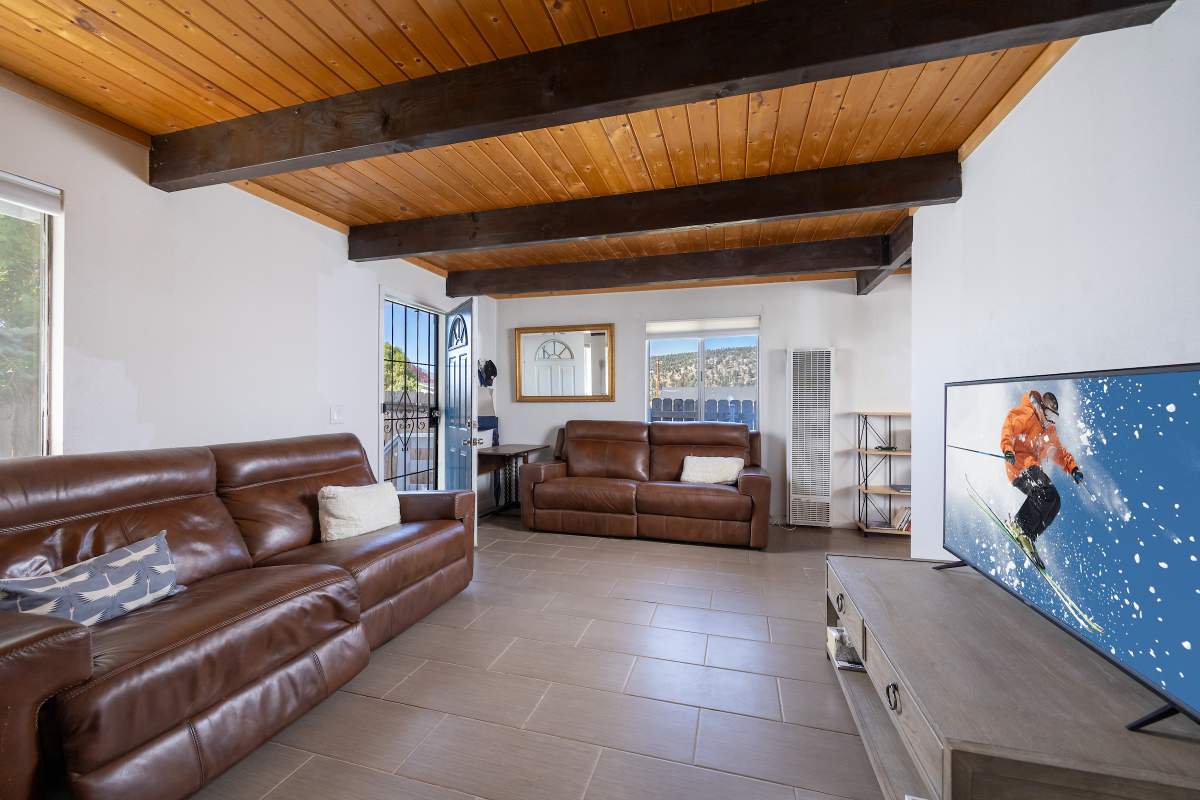 862 Spruce Ln 862 Spruce Ln